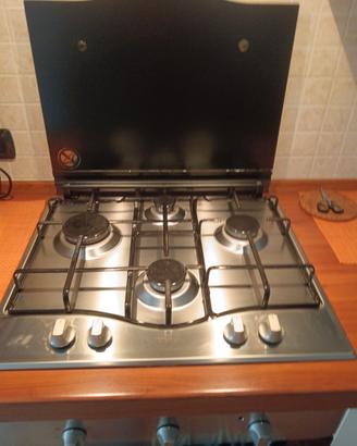 forno  Ariston  e fornello  usati  ma perfettament