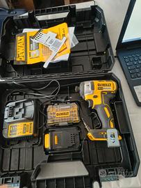 Avvitatore ad impulsi Dewalt DCF887