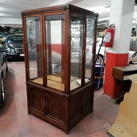 Vetrinetta vintage da angolo o da pilastro