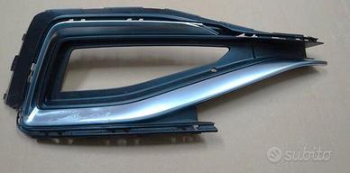 3G0853666G Griglia Fendinebbia dx Passat B8 dal 20