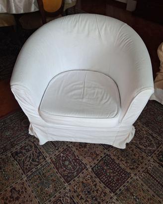 Poltrona bianca IKEA