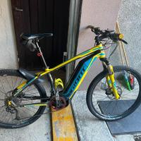 E-bike Giant modello  Dirt da 27”5