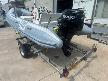 Novurania 430 Suzuki 40