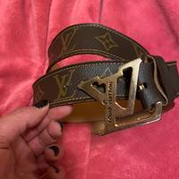 Cintura marrone logo dorato