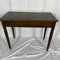 Tavolino legno scuro gambe tornite