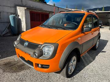 Fiat panda 1.3 mtj 4x4 cross