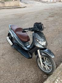 Beverly 125
