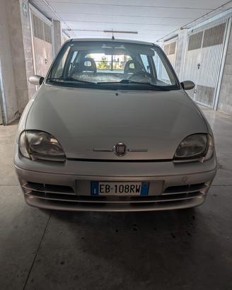 fiat 600 1100 2010 