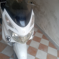 Suzuki burgman