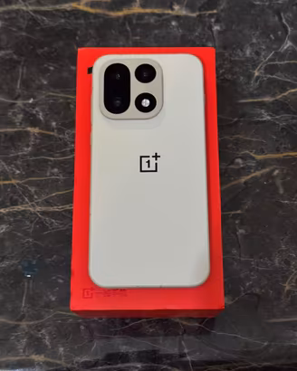 One Plus 15–12gb—256 gb