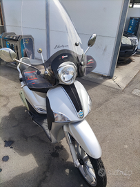 Scooter liberty 150