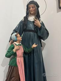 Antica statua in cartapesta