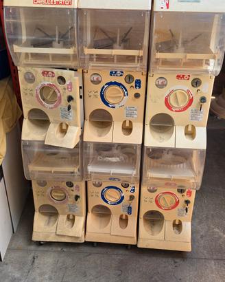 Distributori di palline