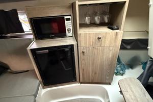 Mobile Quicksilver 875 sundeck