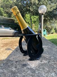 Porta bottiglie singolo da tavola. arredo western