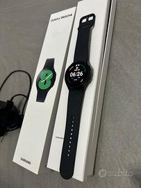 SAMSUNG Galaxy Watch4 Bluetooth® | Wi-FI® | GPS