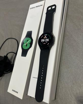 SAMSUNG Galaxy Watch4 Bluetooth® | Wi-FI® | GPS