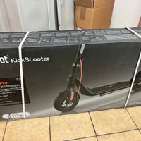 🛴 Monopattino Elettrico Ninebot F2 Pro E nuovo