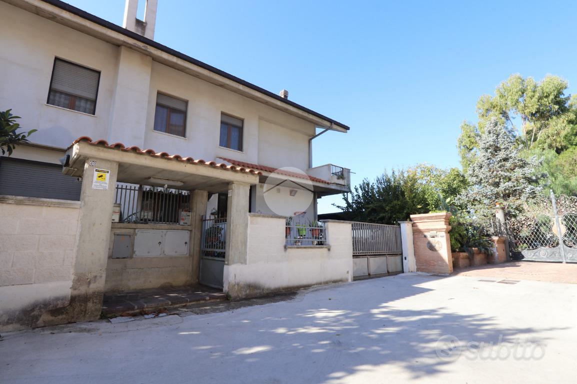 PORZIONE DI QUADRIFAMILIARE A PESCARA