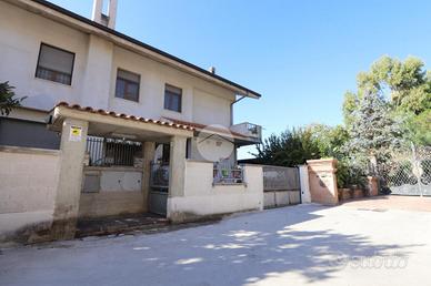 PORZIONE DI QUADRIFAMILIARE A PESCARA