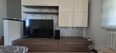 Parete attrezzata soggiorno moderno