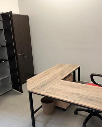 Arredo ufficio completo