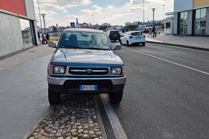 Toyota Hilux anno 2000