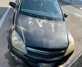 Opel astra GTC 2007
