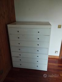 cassettiera in legno 