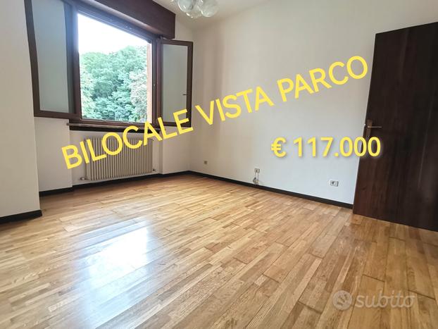 BILOCALE con BALCONE, CANTINA + POSTI AUTO