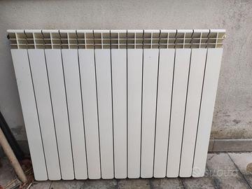 Radiatore in alluminio termosifone 13 elementi