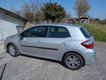Toyota Auris Active 1.6