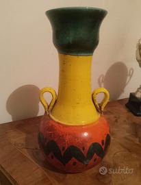 vaso dipinto a mano