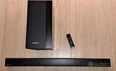 Soundbar Samsung HW-K450 da 300W, 2.1Ch