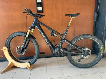 Mtb ebike canyon spectral on CFR tagla L