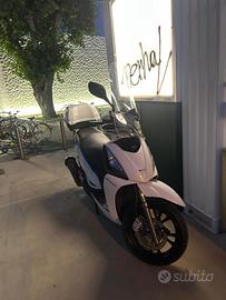 Scooterone Kymco people 200