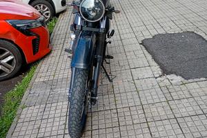 royal Enfield himalayan 411 del 2019 -cafe racer