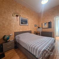 Camera da letto completa