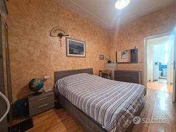 Camera da letto completa