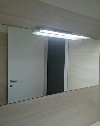 specchio bagno con luce 