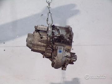 Cambio manuale Peugeot 2008 1.2 benzina 2017