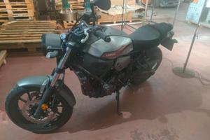 Moto Yamaha XSR 700 - 2019