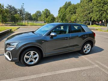 AUDI Q2 35 TFSI STRONIC SLINE