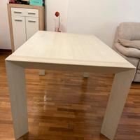 tavolo in legno allungabile 