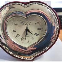 Orologio Sveglia in Argento e Legno a Forma di Cuo