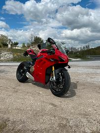 Ducati Panigale V4S