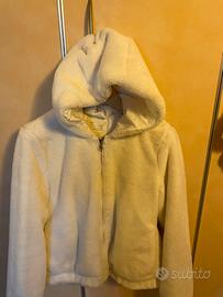 Pelliccia bianca e Giubbotto ragazzina