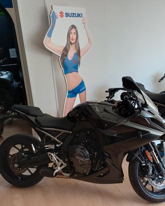 Suzuki GSX-8R