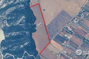 Bernalda - Azienda Agricola Con Villa e Locali