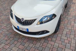 Lancia Ypsilon Hybrid 1.0